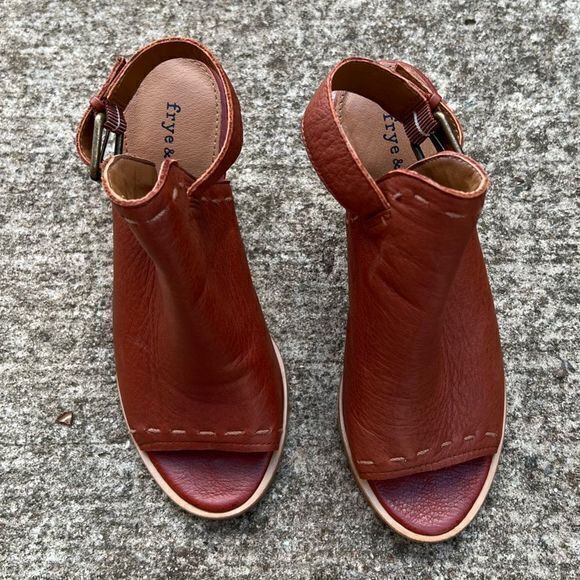 Frye & Co. Donna Peep Toe Heel Sandals Leather Upper Buckle Closure Brown Size 6 - Picture 5 of 11